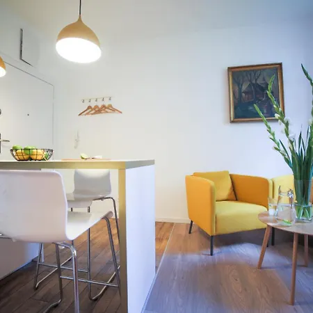 Apartment Zelazna Krakow