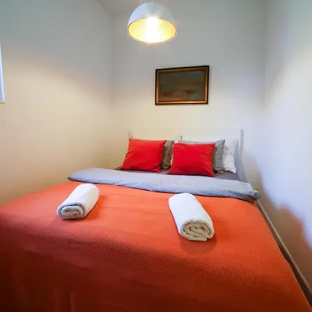 Apartment Zelazna *
